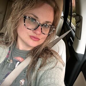 Meet your Posher, Ruth